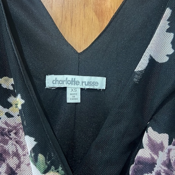 Charlotte Russe Floral Romper Shorts - Size Extra Small - Picture 2 of 6